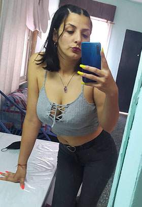 Susan masajista escort y acompañante en Argentina